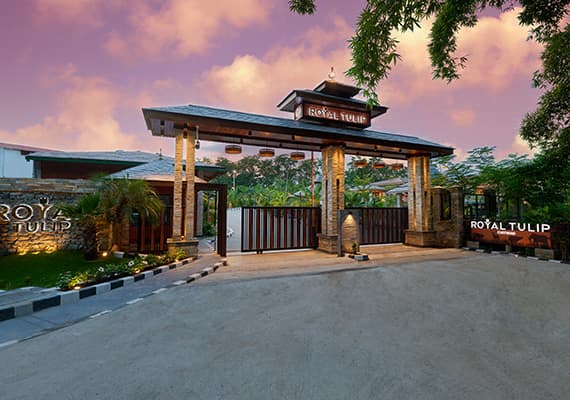 Royal Tulip Meeting Room